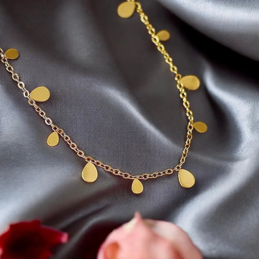 Latifa Glamouroses