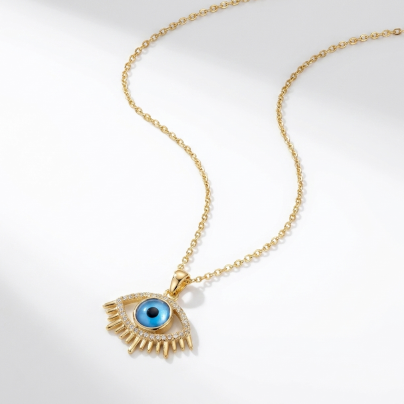 Blue Eye by Glamouroses